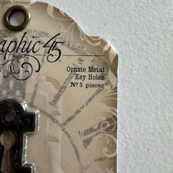 NWT Graphic 45 Vintage Hollywood Set of Crafting Papers - Picture 7 of 13